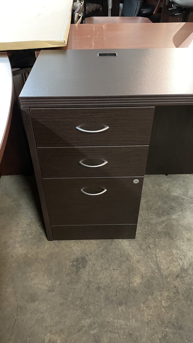 DFSIHOUSTON's tweet photo. Global wood group L shaped desk, commercial grade, espresso finish, one cabinet with lock, wire grommets, dimensions: 6' front x 6.5' left side https://t.co/OYoK53GZ7P