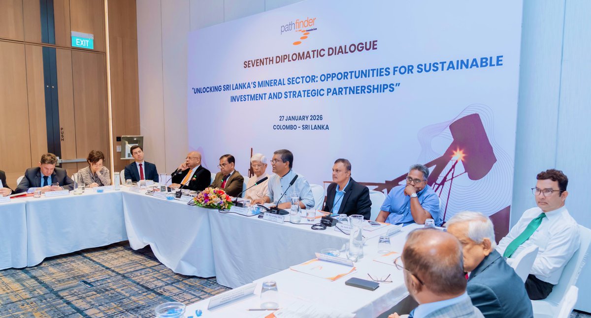 7th-DD:
Prof. Kithsiri Dissanayake &amp; Prof. Ajith De Alwis urged knowledge-driven, tech-enabled value addition, while industry panellists Amila Jayasinghe &amp; Nimal Cooke called for digital licensing, faster approvals, &amp; investor-ready regulation to scale Sri Lanka’s mineral sector.