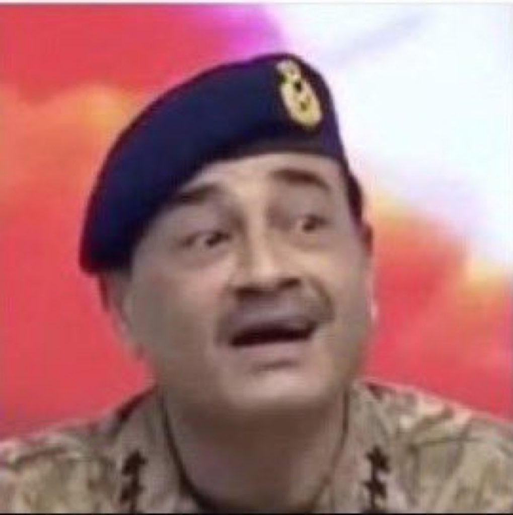 ”عاصم منیر ایک ذہنی مریض ہے جس کی اخلاقی پستی کی وجہ سے پاکستان میں آئین اور قانون مکمل طور پر ختم ہو چکے ہیں اور کسی بھی پاکستانی کے بنیادی انسانی حقوق اب محفوظ نہیں”۔ 

ناحق قید میں سابق وزیراعظم عمران خان

#ذہنی_مریض_نامنظور