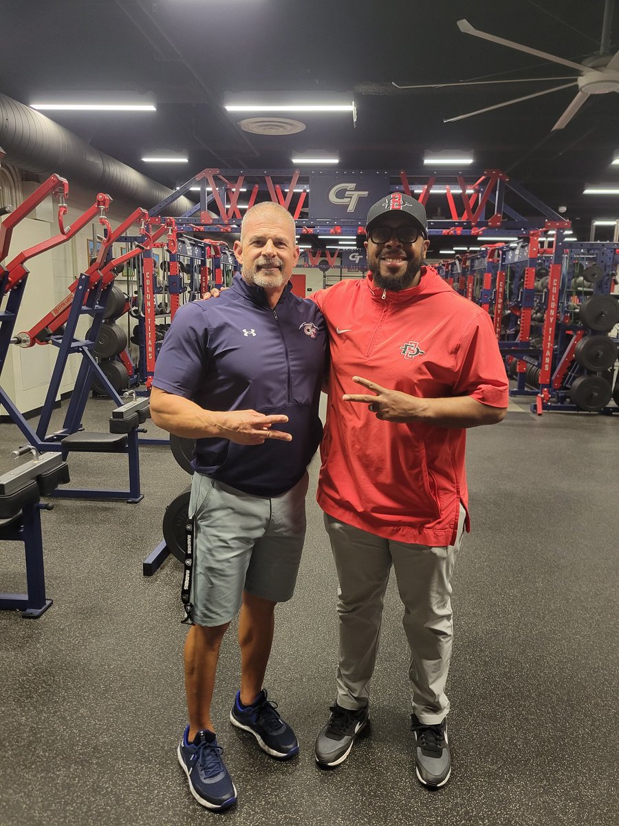 Coach Zavala tweet media