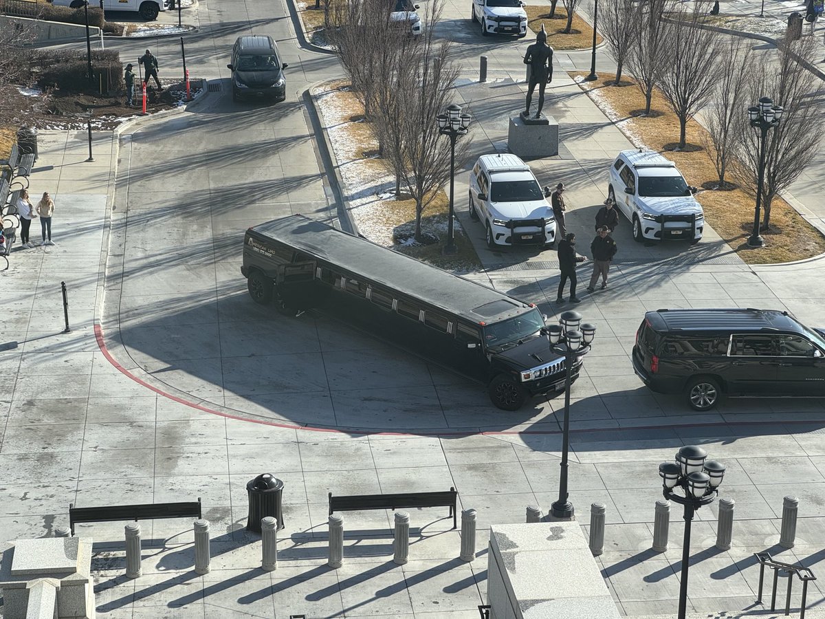 Robert Gehrke tweet media