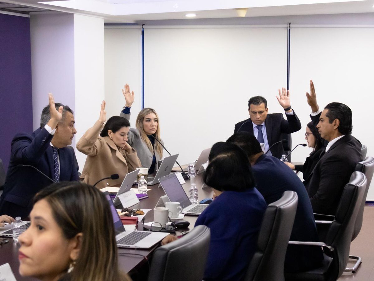 #AgendaDelDía 📅

Llevamos a cabo la Primera Sesión Ordinaria del Comité Técnico de Normatividad 2026, enfocada en el análisis y revisión de criterios normativos que contribuyen a fortalecer la protección de los derechos de las personas contribuyentes. ⚖️📘

La sesión fue