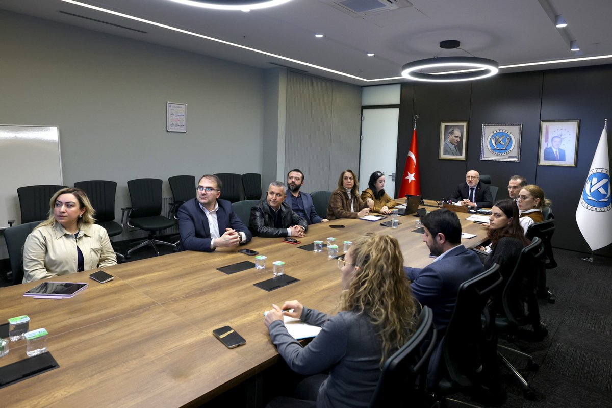 Akademik Performans Değerlendirme Süreç Yönetimi Sistemimizle [APSİS] ilgili kriterlerimiz olan;

✅ Yayınlar ve Atıflar,
✅ Proje, Patent ve Tasarım,
✅ Ödüller,
✅ Bilimsel ve Mesleki Etkinlikler,
✅ Eğitim Faaliyetleri,
✅ Yönetimsel Faaliyetler

ve alt bileşenleri ile her bir