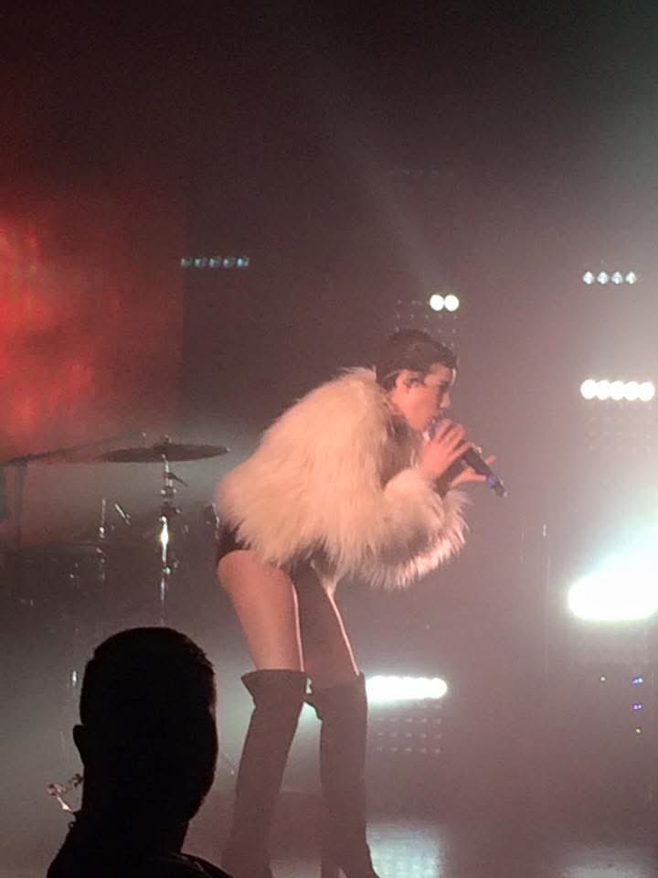 controlmehalsey's tweet photo. @halsey tonight is going to be so magical, i can feel it https://t.co/QQOXZ7eRNn