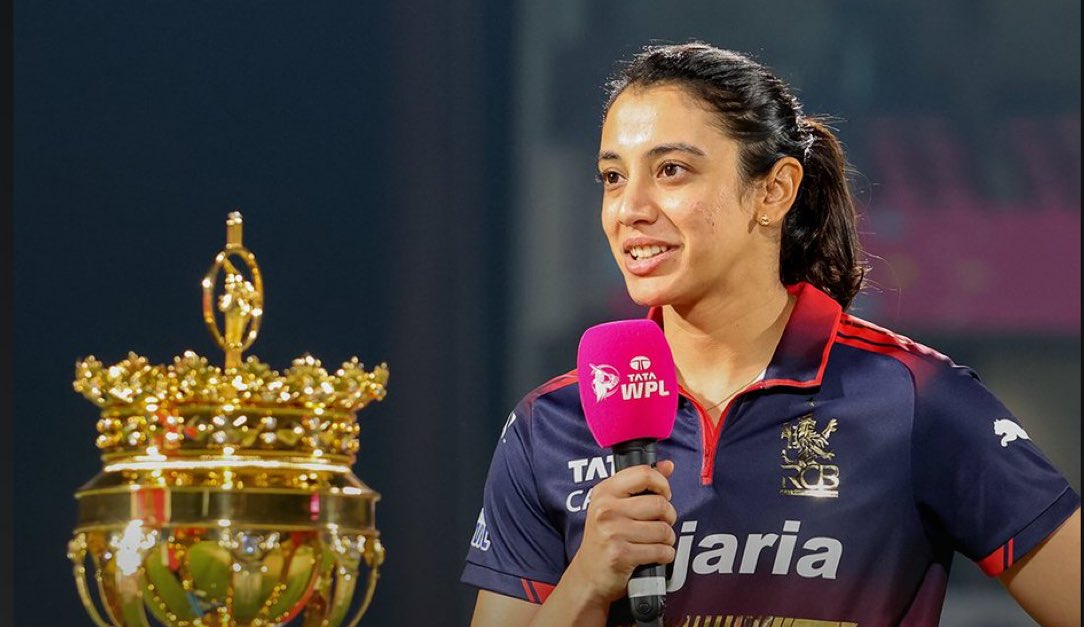Sportsnexia's tweet photo. 🚨History calling. 📞
🚨Belief delivered. 💪
From setbacks to comebacks, RCB have fought their way into the FINAL. ❤️
One last push. One big dream.
Royal Challengers Bengaluru are ready for the ultimate showdown. 🏆
This is legacy in the making.
#RCB #RCBInFinal #TATAWPL 👑 https://t.co/PvOI691wLY