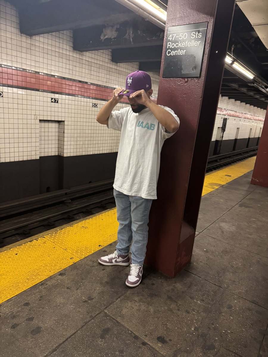 brickzzi's tweet image. Back to square one⬛️