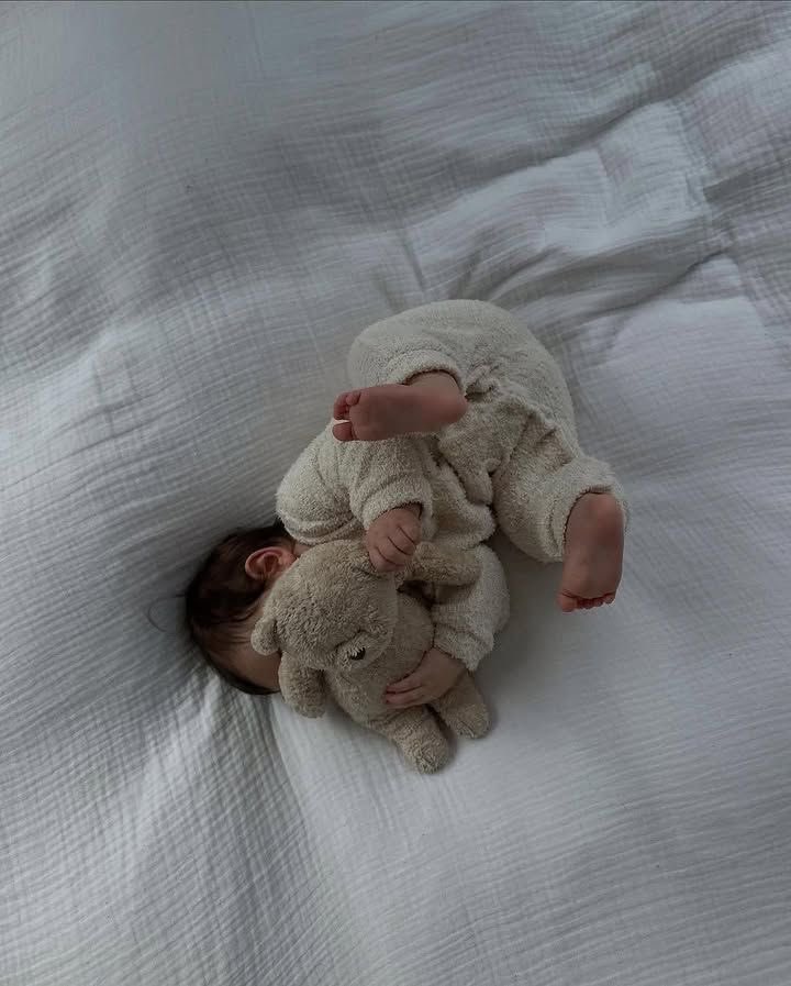 . (@iammadria) on Twitter photo 