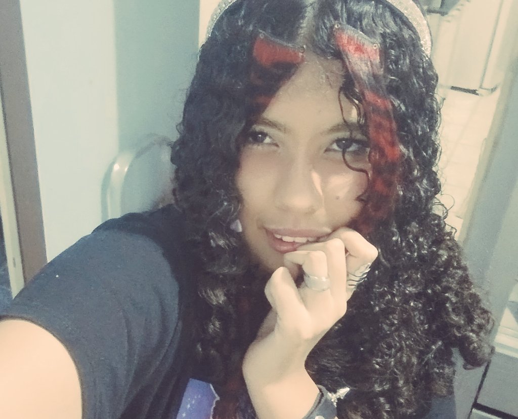 foxcoffeewtf's tweet photo. #femboy tara voltei só que dessa vez terminei com meu namorado:P https://t.co/JbAvQjgxUt