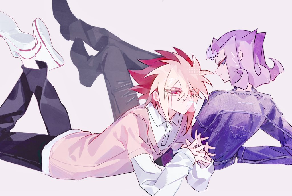 IV凌IV
练习，我想象是在摄影棚，但是背景不会画！