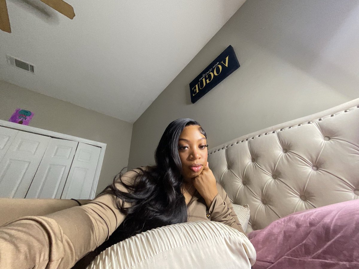 DejaWhipple's tweet photo. Did my hair &amp; make up 🥰 https://t.co/i3u9hnPbQB