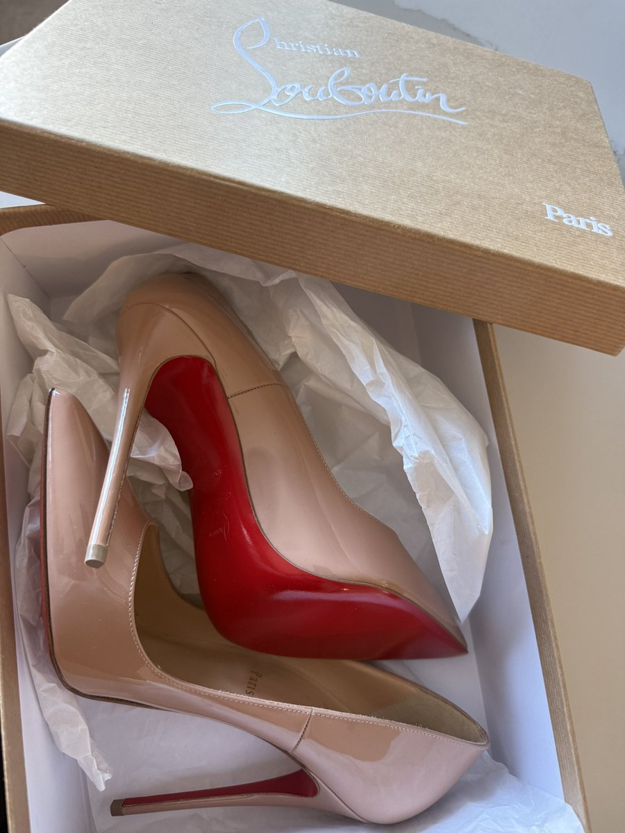 𝖕𝖊𝖓𝖓𝖞 𝖘𝖊𝖇𝖊𝖛𝖗𝖆𝖟𝖉𝖆 tweet media