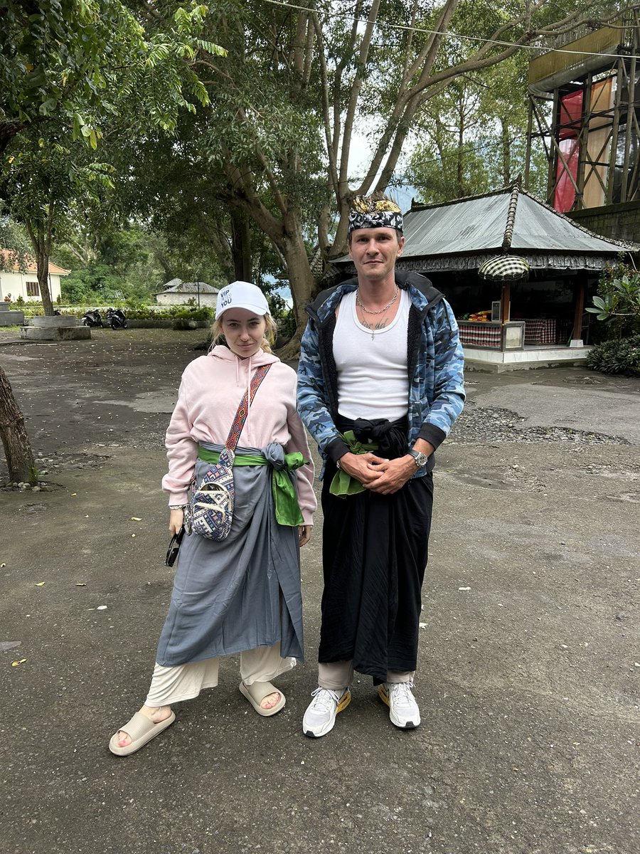 Кролик ваших снов tweet media