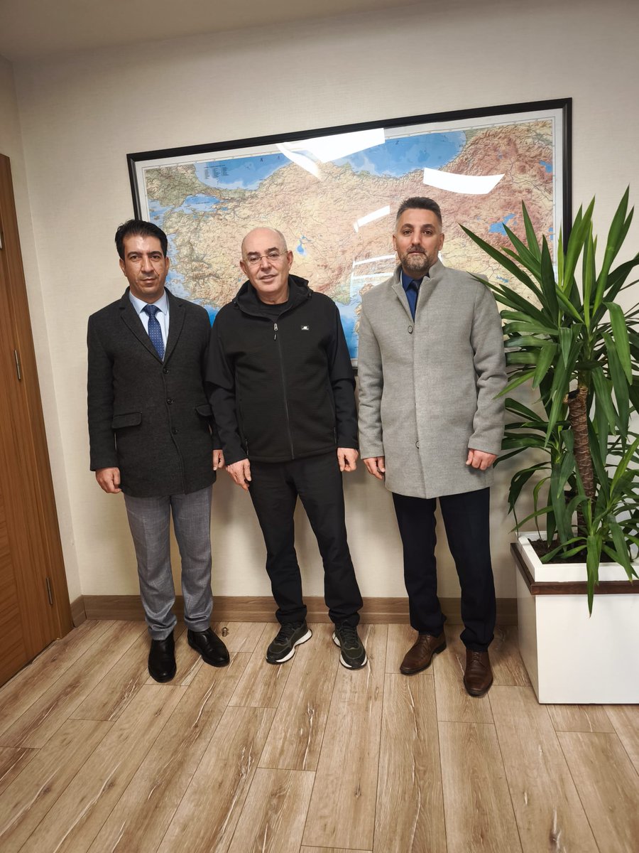 MHP Genel Başkan yardımcısı ve #KİT Komisyon vekili Sayın <a href="/KarakayaMevlut/">Prof. Dr. Mevlüt KARAKAYA🇹🇷</a>  Başkanımıza Misafirperverliği ilgi ve alakaları için teşekkür ederiz.  <a href="/MHP_Bilgi/">MHP</a> <a href="/Kit_Tas_Der/">KİT-DER</a>  <a href="/MhpTbmmGrubu/">MHP TBMM Grubu #MHP</a> <a href="/dbdevletbahceli/">Devlet Bahçeli</a>