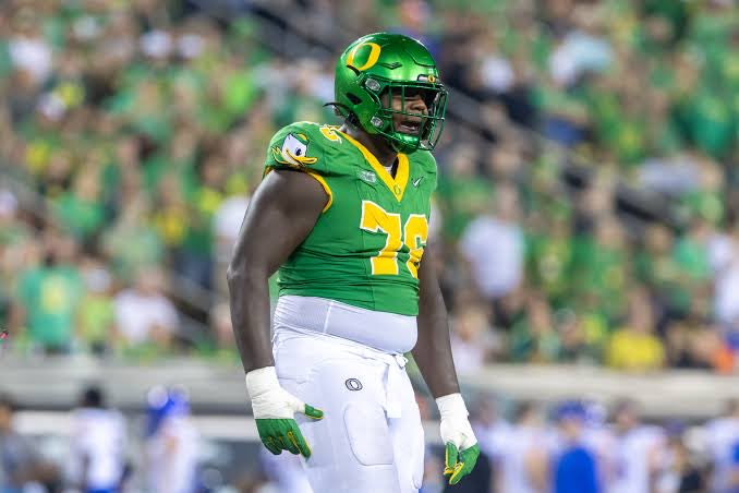 AAKeefer's tweet image. After A Great Conversation With @Coach_CHampton I Am Extremely Blessed To Receive An Offer From University Of Oregon🦆💚 @coachlester91 @CoachDharris55
@Coach_Jay901 @SouthwindJags @Tankb24 @treykali_38125 @BigCoachJames @CSmithScout @oregonfootball