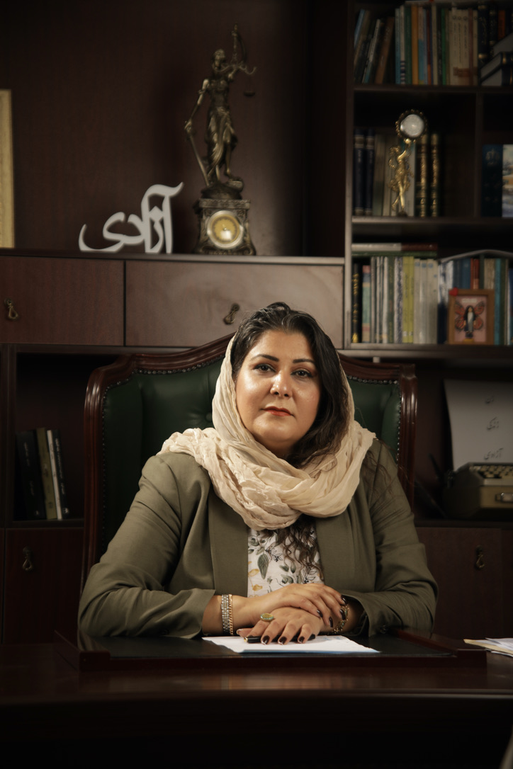 ErfanNajafabadi's tweet photo. دو هفته از بازداشت #شیما_قوشه گذشت. او اگر امروز آزاد بود، به سیاق گذشته صدا و پشتیبان خیلی‌ها می‌شد. https://t.co/mbGJEqnHRy