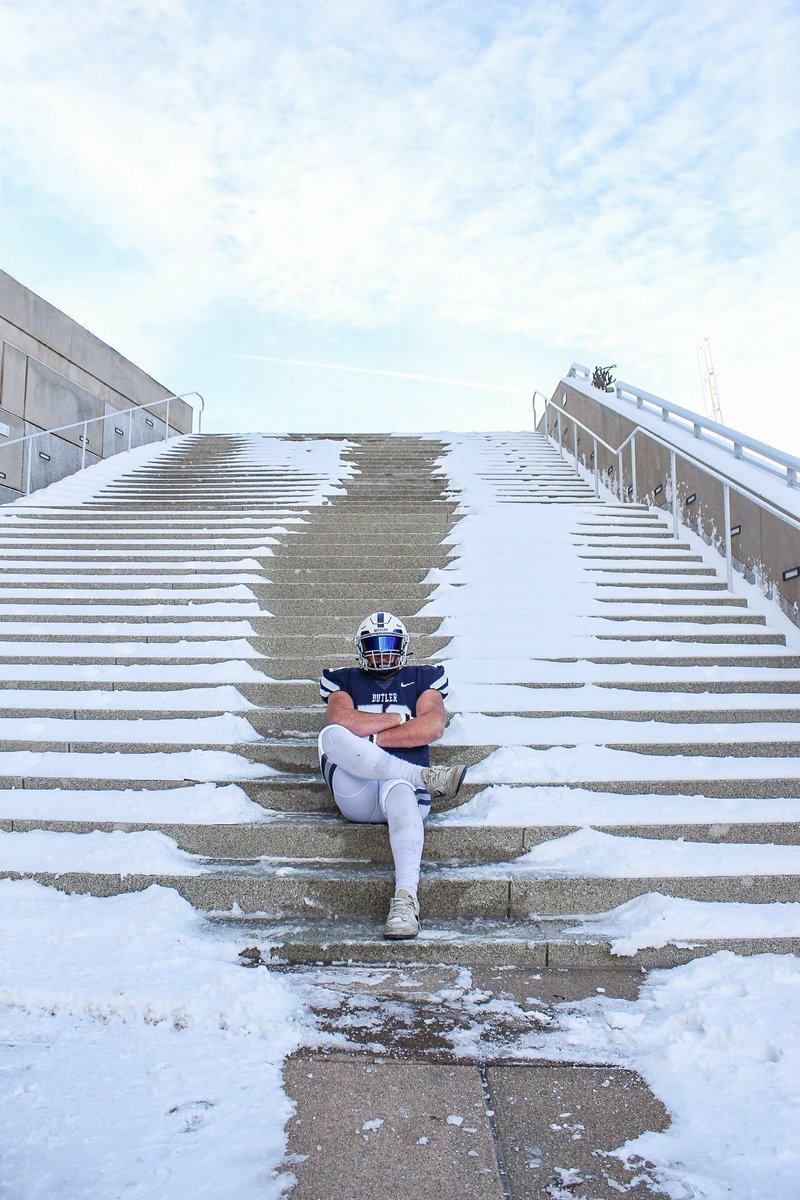 No Context Uniform Reveals tweet media