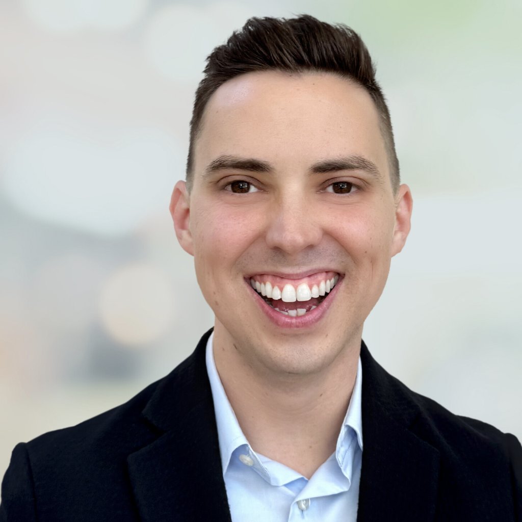 We support DC’s high-performing charters bec they’re public, nonprofit &amp; kids thrive. Bec parents seek best-fit, 2 kids often attend traditional &amp; charters from same family. As charters grew, DC’s results shot from worst to 1st; rising tides for all boats.