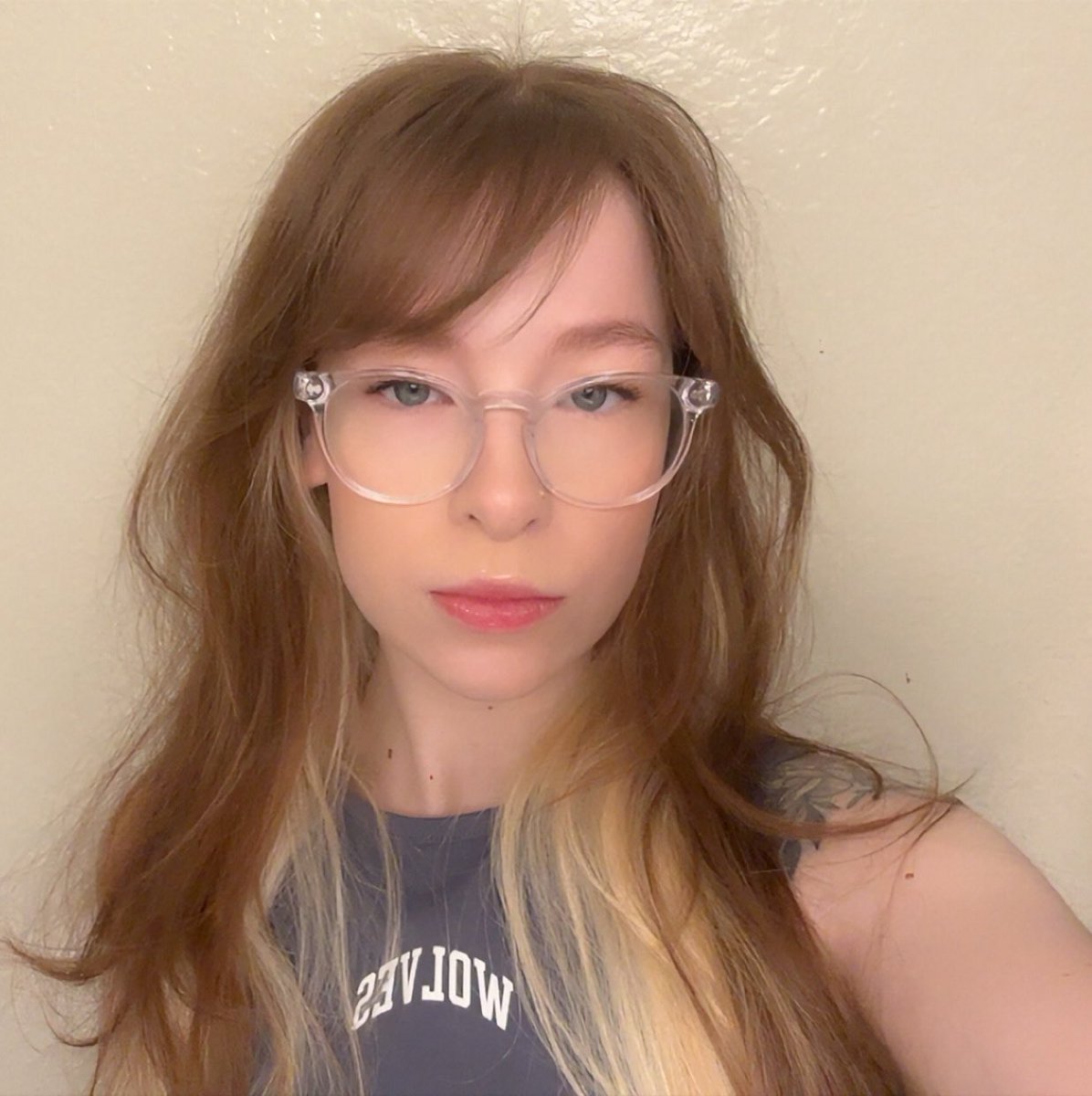 Sidoneee ✨muscle mommy✨ tweet media