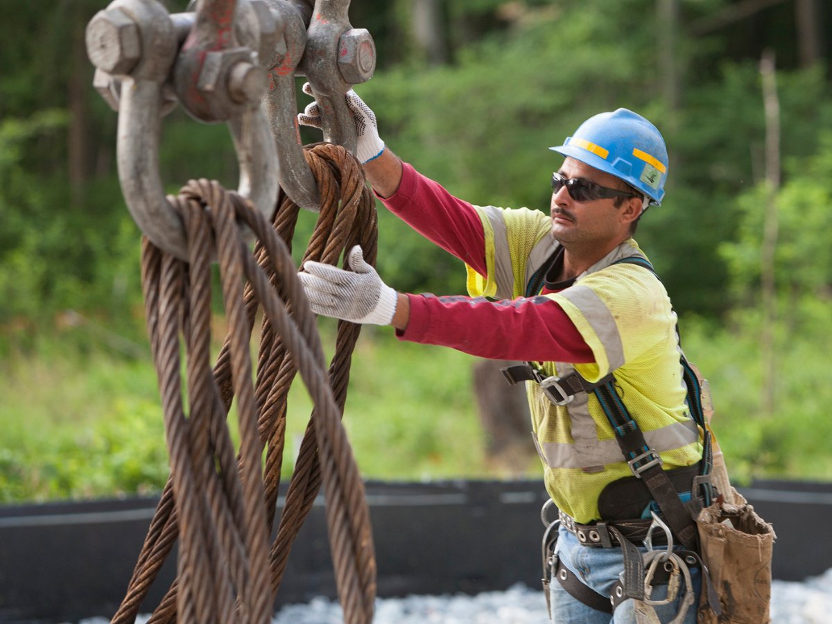 Your riggers are already on the job - but do you have the paperwork to certify their knowledge? Give your employees the Gold Standard in certification with CCO. 

Explore the Rigger Certification at ow.ly/TNcT50XVI4G

#CCOCertification #RiggingSafety  #GoldStandard