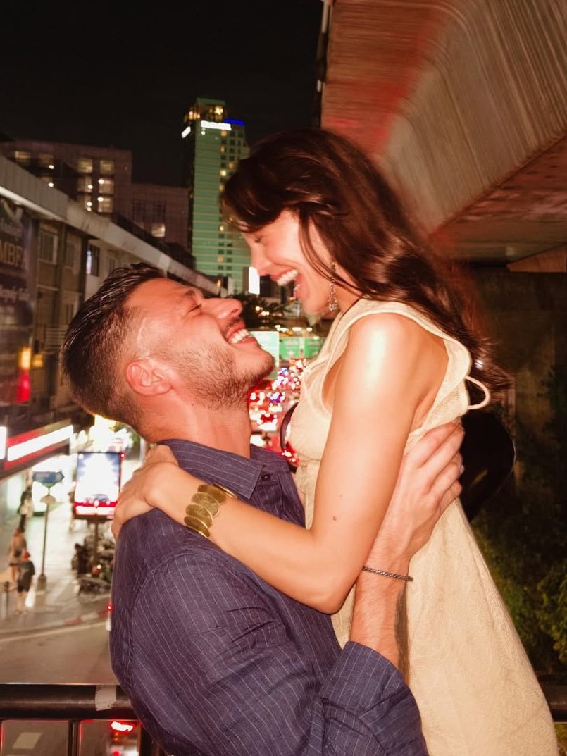 PopFestTR's tweet image. Hafsanur Sancaktutan, sevgilisi Kubilay Aka ile olan fotoğraflarını sildi.

Kubilay'ıın sayfasında fotoğraflar hala duruyor.