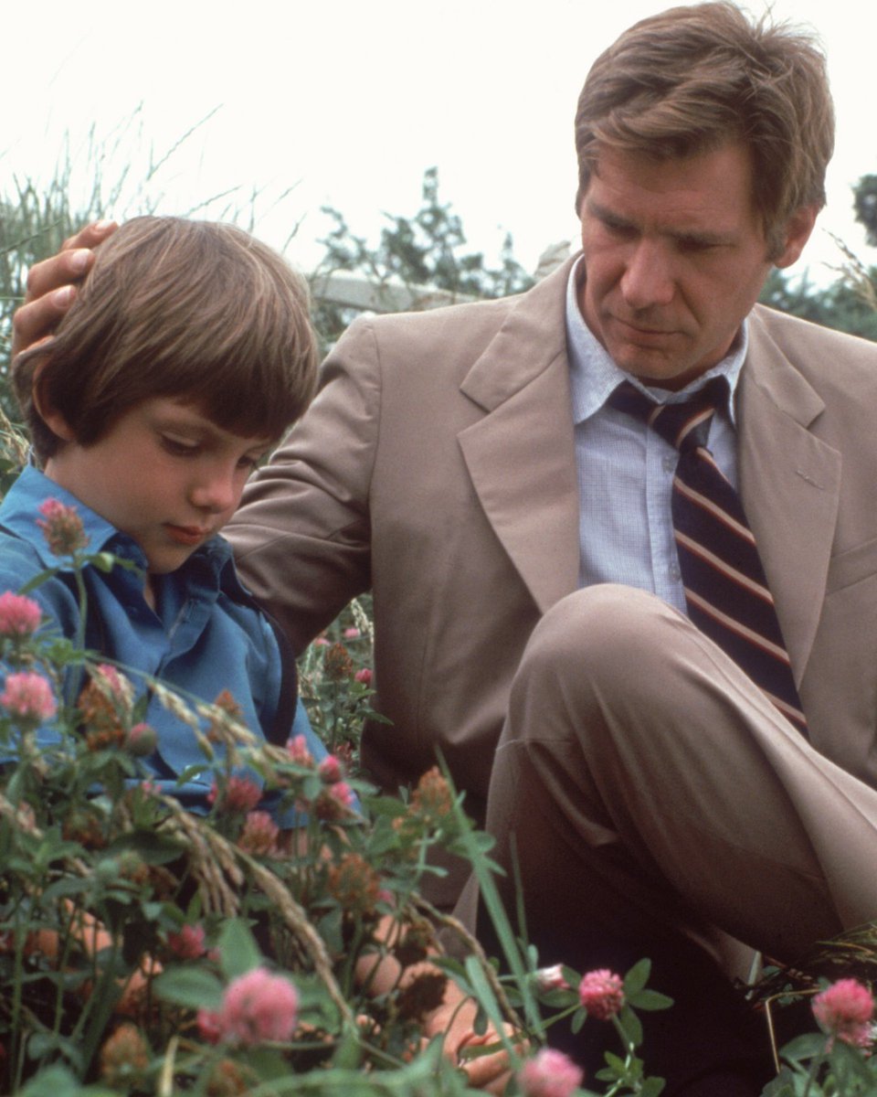 sagaftra's tweet image. Arguably the second-most-famous carpenter in history, #HarrisonFord is our 61st SAG-AFTRA Life Achievement honoree. 🏆 Before he gets the statue at the 32nd Annual Actor Awards Presented by SAG-AFTRA, learn about Ford's journey in the SAG-AFTRA magazine: ow.ly/qlr150Y55wu.