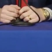 HourihanBailey's tweet photo. Joe Brady as an OC: black wedding band
Joe Brady as the HC: Gold wedding band https://t.co/1s62TtXYIZ