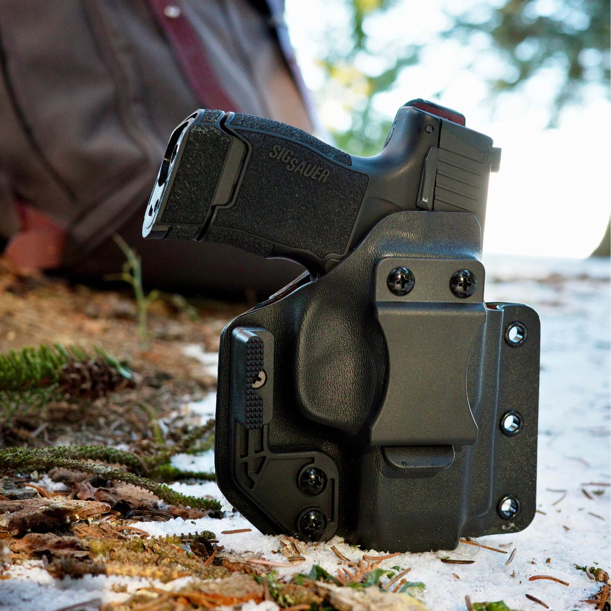 Built for shooters who demand comfort, retention, consistency, and simplicity in their gear. The A907 Compact Hybrid IWB Holster eliminates the hot spots you struggle with while delivering excellent concealment.