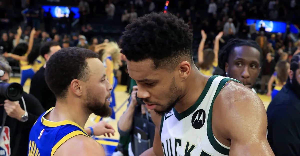 SCurry_FR's tweet photo. 🚨 D’après @ShamsCharania, les Warriors seront l'une des équipes qui se lanceront à fond dans la course pour Giannis à l'approche de la trade deadline. 👀 

Et @anthonyVslater rajoute que les Warriors ont bel et bien appelé les Bucks ces derniers jours pour leur annoncer leur intention de faire une très grosse offre… 
Les Warriors ont tous leur pick et peuvent donc offrir jusqu’à 4 First Round Picks et 1 swap… en plus de jeunes joueurs ! 👍🏽

Wait and see… 👀