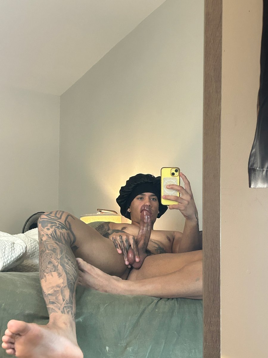 Sewshiii tweet media