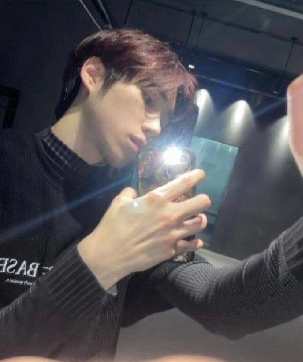 haowhisk's tweet photo. predebut jiahao                   idol arno https://t.co/p5pjh87lxY