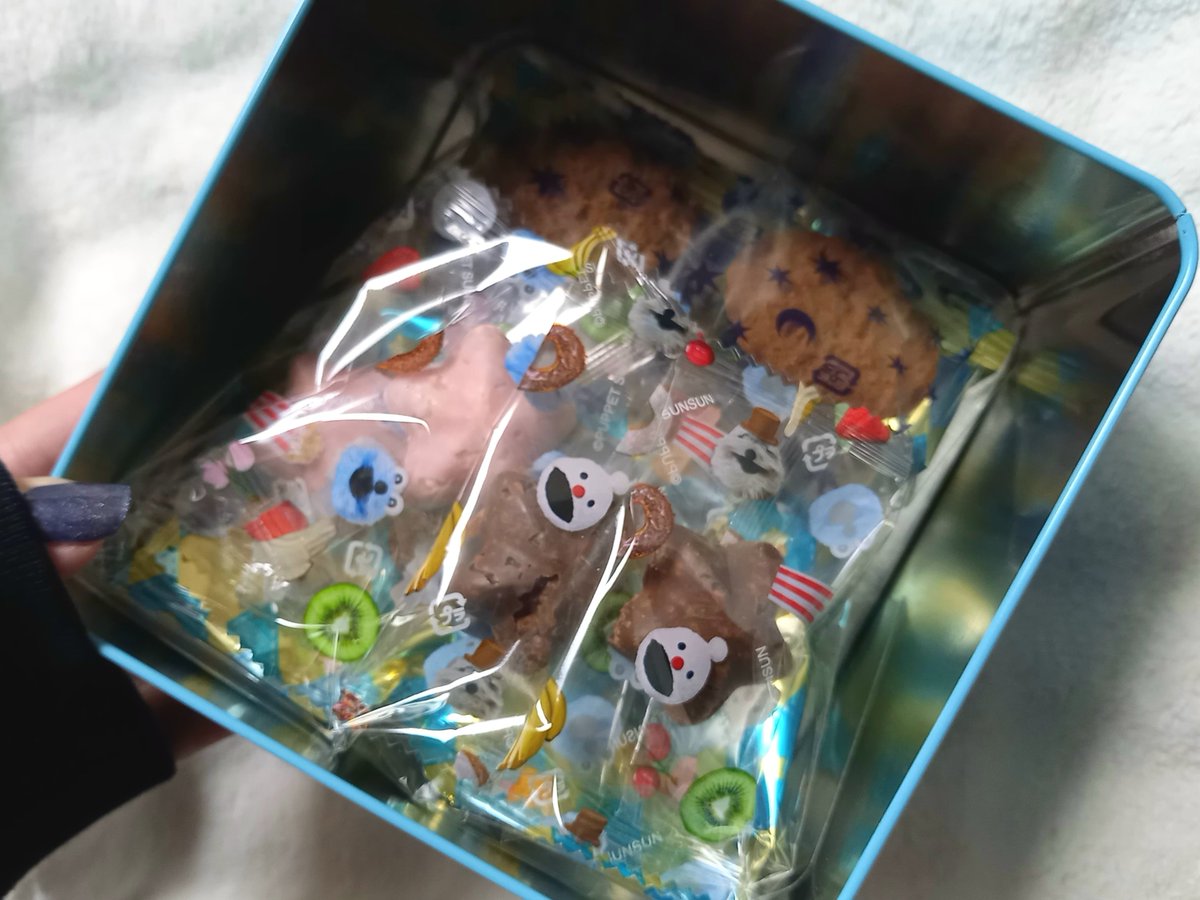 金欠だって言ってんのに可愛すぎて買ってしまったぁ…！ レトロなテレビ