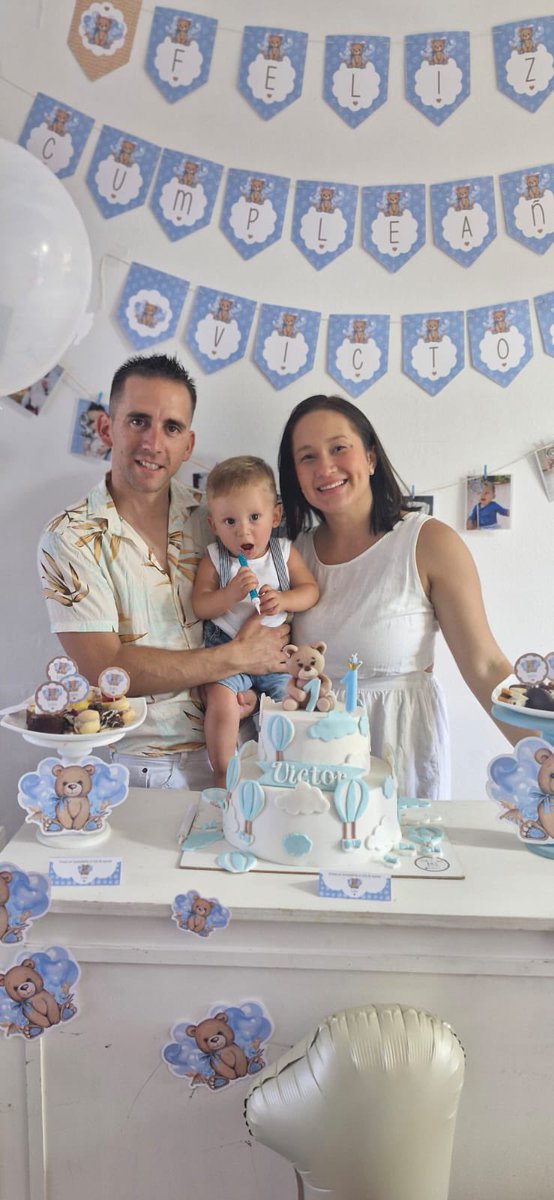 Ese abrazo que nos han robado por tanto tiempo, estoy segura que pronto nos los daremos. Volverás y serás 100 veces más fuerte ❤️‍🩹🙏🏻

Nahuel Agustín Gallo aún permanece en Desaparición Forzada desde hace 417 días en una cárcel en Venezuela, exigimos el cese de este ensañamiento