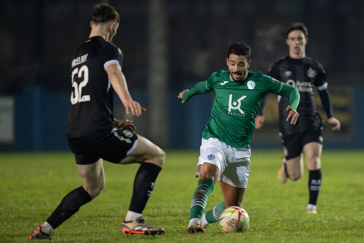 FinnHarpsFC's tweet photo. 𝐅𝐢𝐱𝐭𝐮𝐫𝐞 𝐔𝐩𝐝𝐚𝐭𝐞

Saturday's friendly vs Sligo Rovers will now take place at Ray MacSharry Park. Kick-off has been moved to 3pm. 

📸 MH Visuals

#UTH🔵⚪️ https://t.co/W3hVXRgto1