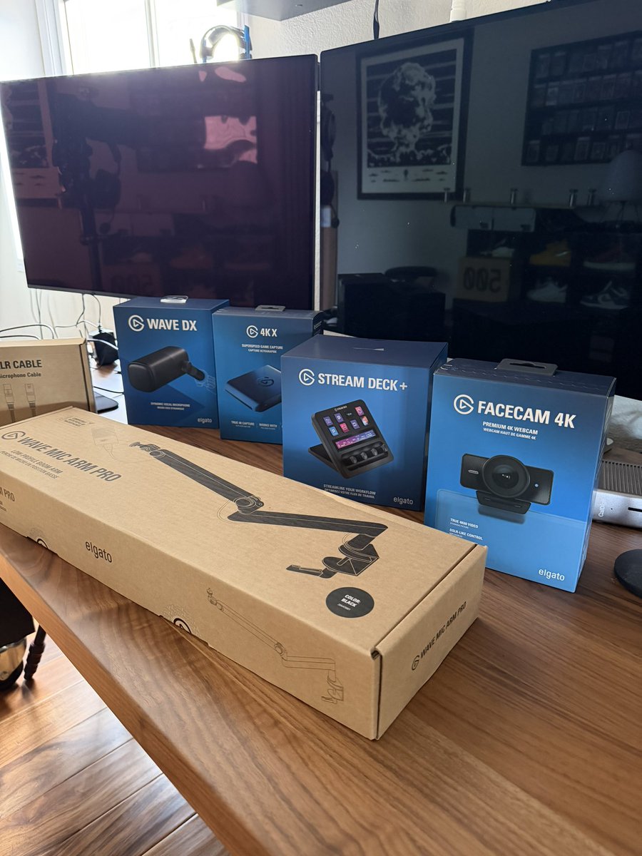 mike 💭 tweet media