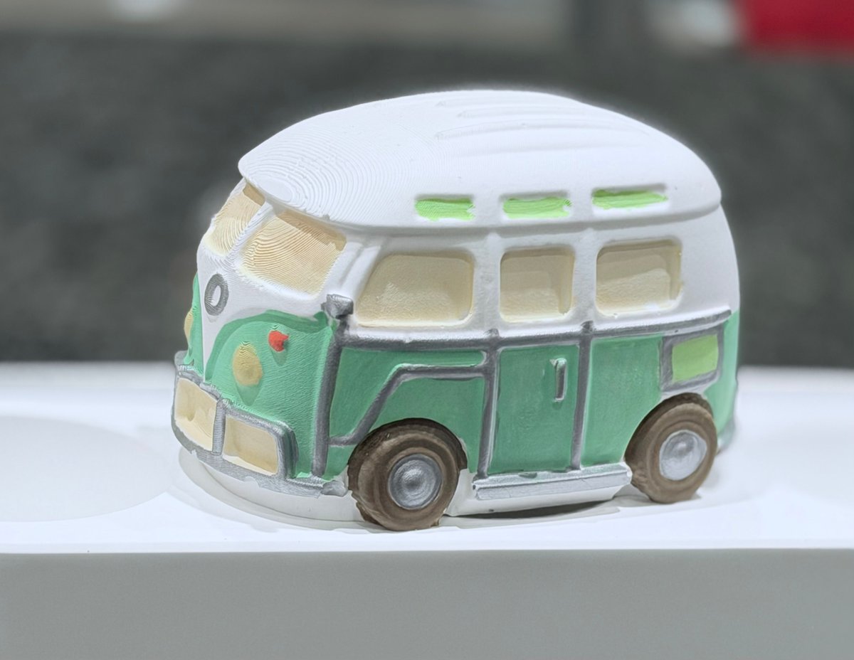 AdlibDesigns's tweet photo. Adorable little handmade and painted VW - experimenting with paint pens on eco resin. #CamperVan # HomeDecor https://t.co/cEOBf9vSMv