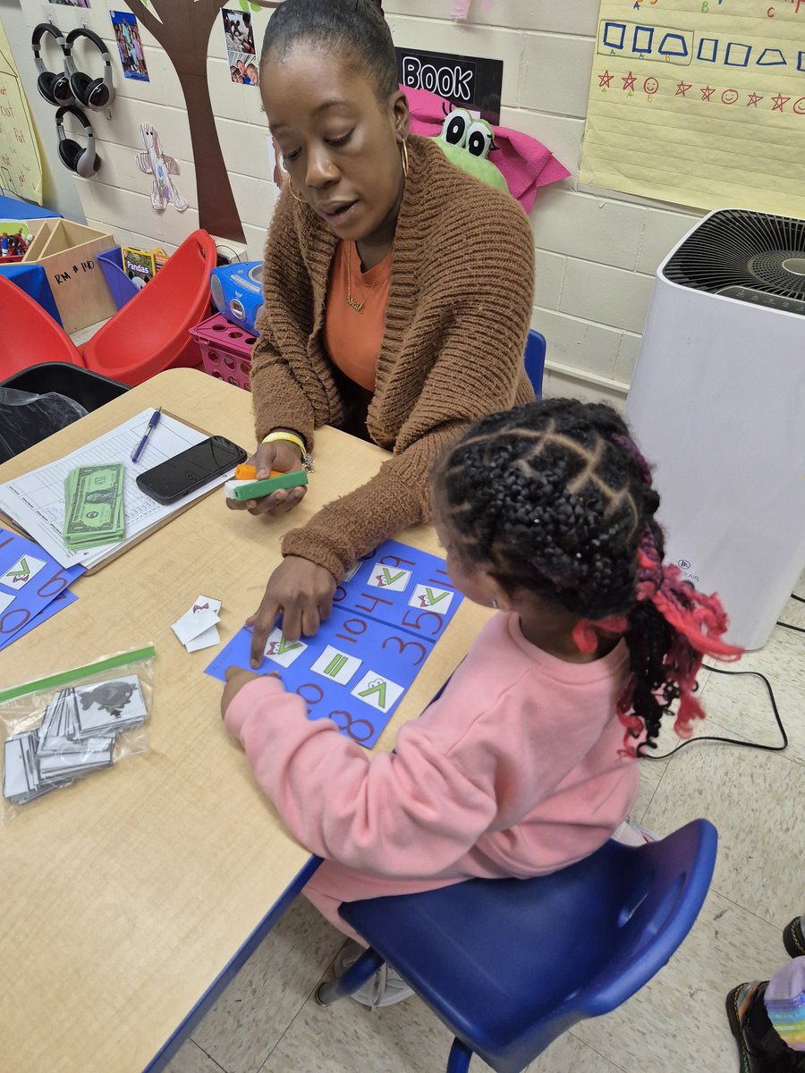 srlindstrom's tweet photo. Our youngest scholars are the example of W.O.W... Working On Work! #earlylearningcenter @DeKalbSchools @DrNormanCSauce3 #forwardtogether https://t.co/gtIoulz3Qi