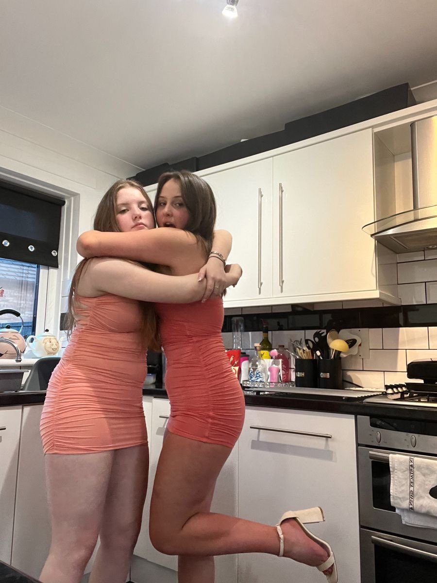 Skişmek istiyoruzzzz
Kız kardeşimde varrr