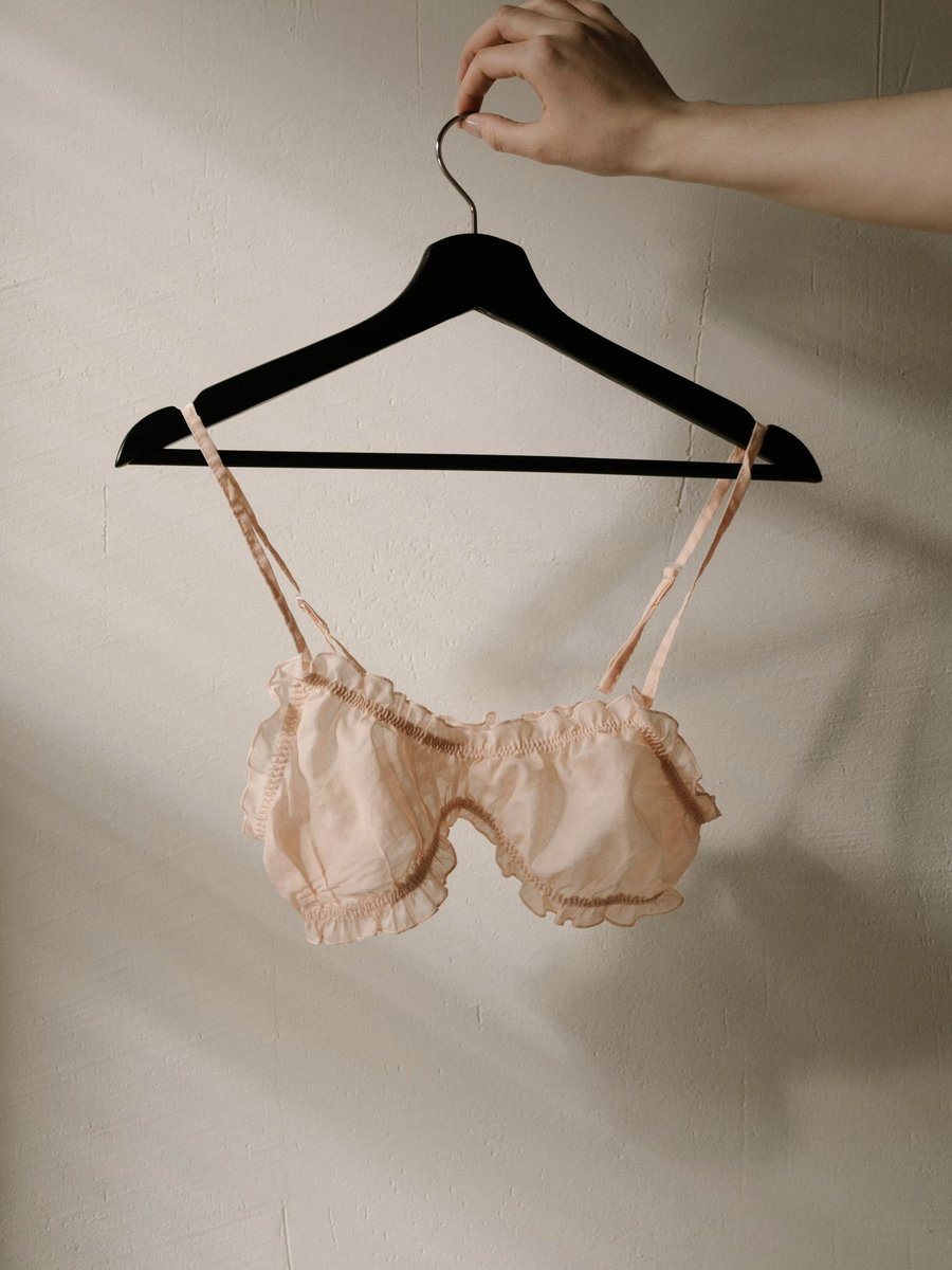 Exsetraofficial's tweet photo. Got spare outfits worn in past content? Your fans want to buy them! Sign up to Exsetra and get selling.
#exsetra https://t.co/5RNr1m5foD
