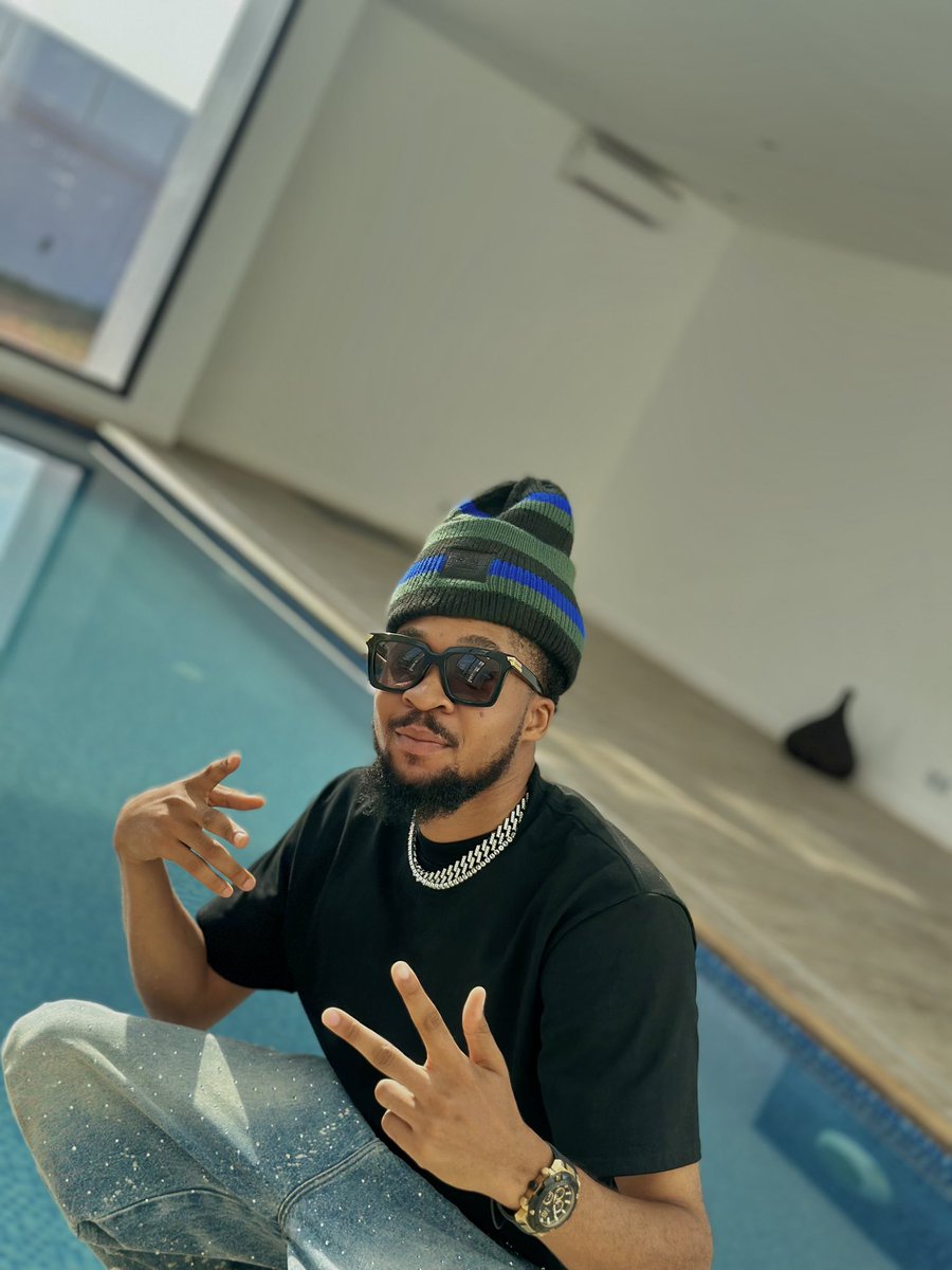 iam_kendollar's tweet photo. My new single “focus” out now on all platforms!!

https://t.co/2RqtdPme5Q

#Focus #kendollar #trending https://t.co/ejFa1Ay8Oa