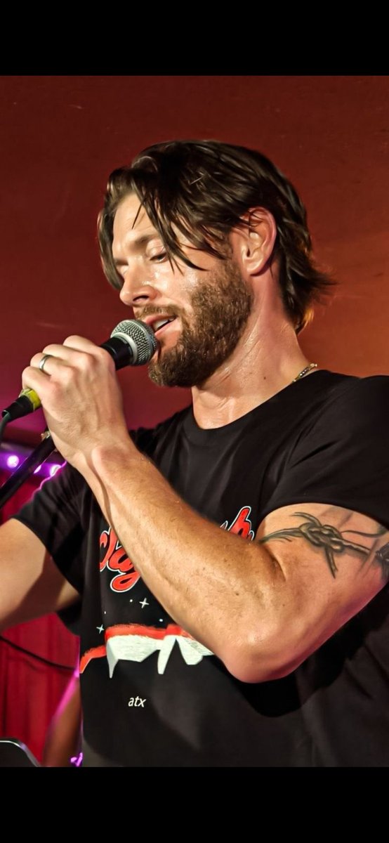 Susan 💜's EVERYTHING Jensen tweet media