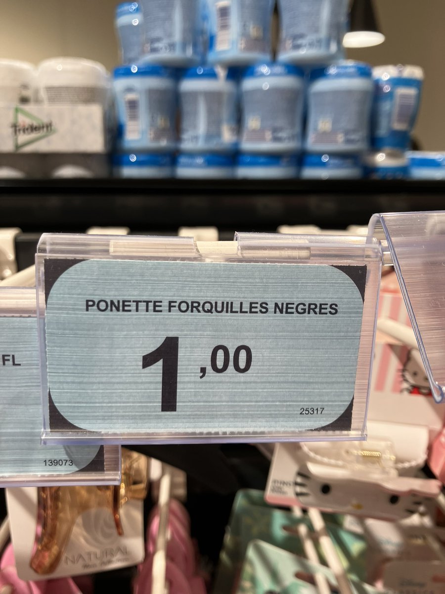 mertxines's tweet photo. @etfelicitofill més perles meravelloses dels súpers Primaprix(PS- Les “forquilles” no són els coberts. Són per al cabell 🤦🏻‍♀️🤦🏻‍♀️🤦🏻‍♀️ https://t.co/vffz0RxeLo
