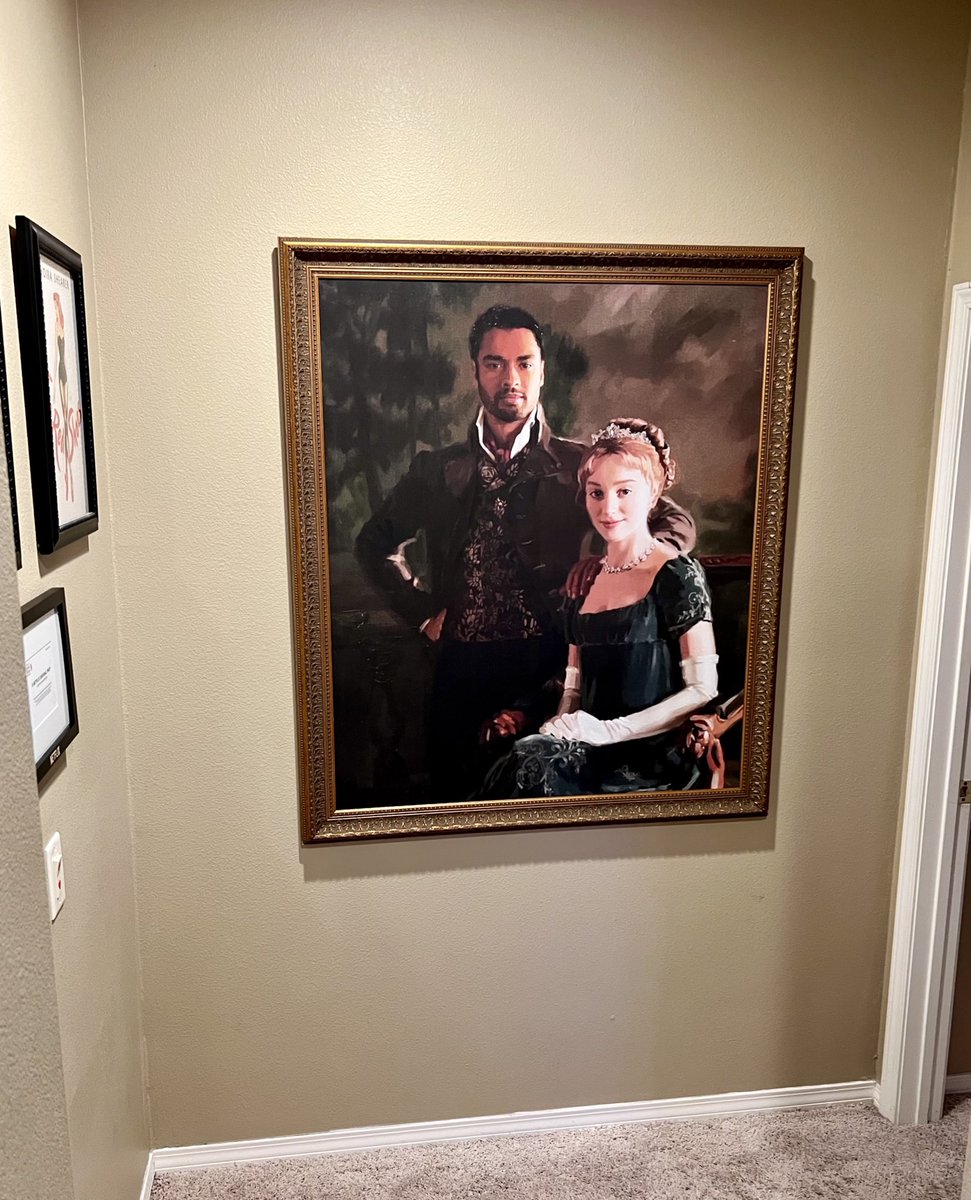 NicoleBdorf's tweet photo. I ❤️ how every day is Bridgerton Day at my house ✨
#DukeAndDuchess #Portrait #Netflix #PropDrop #PhoebeDynevor #Season1 #RegeJeanPage @bridgerton @netflix
📸: me (1st pic) https://t.co/HOJ3okmFqY