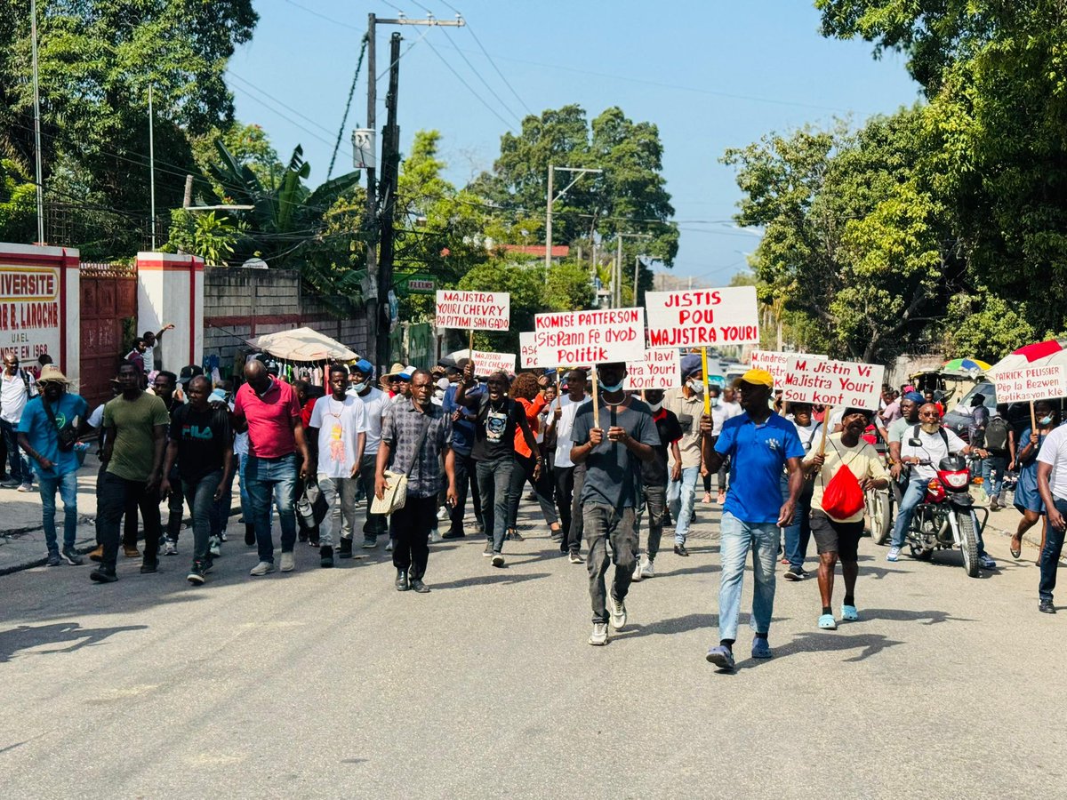 Top Haiti tweet media