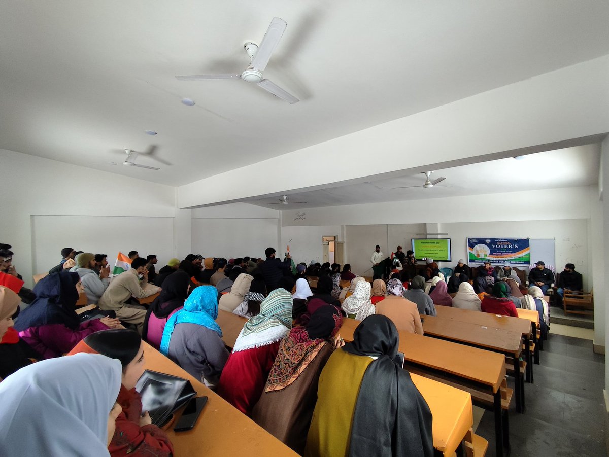 Voting is not just a right;it's our greatest civic duty.Participation is the heartbeat of a healthy democracy.The youth of Kokernag are ready to lead the way!
A huge thanku to all the students &amp; faculty who joined the Padyatra &amp; pledged to strengthen our democratic foundations.