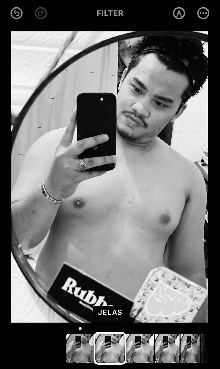 piin🐾 tweet media