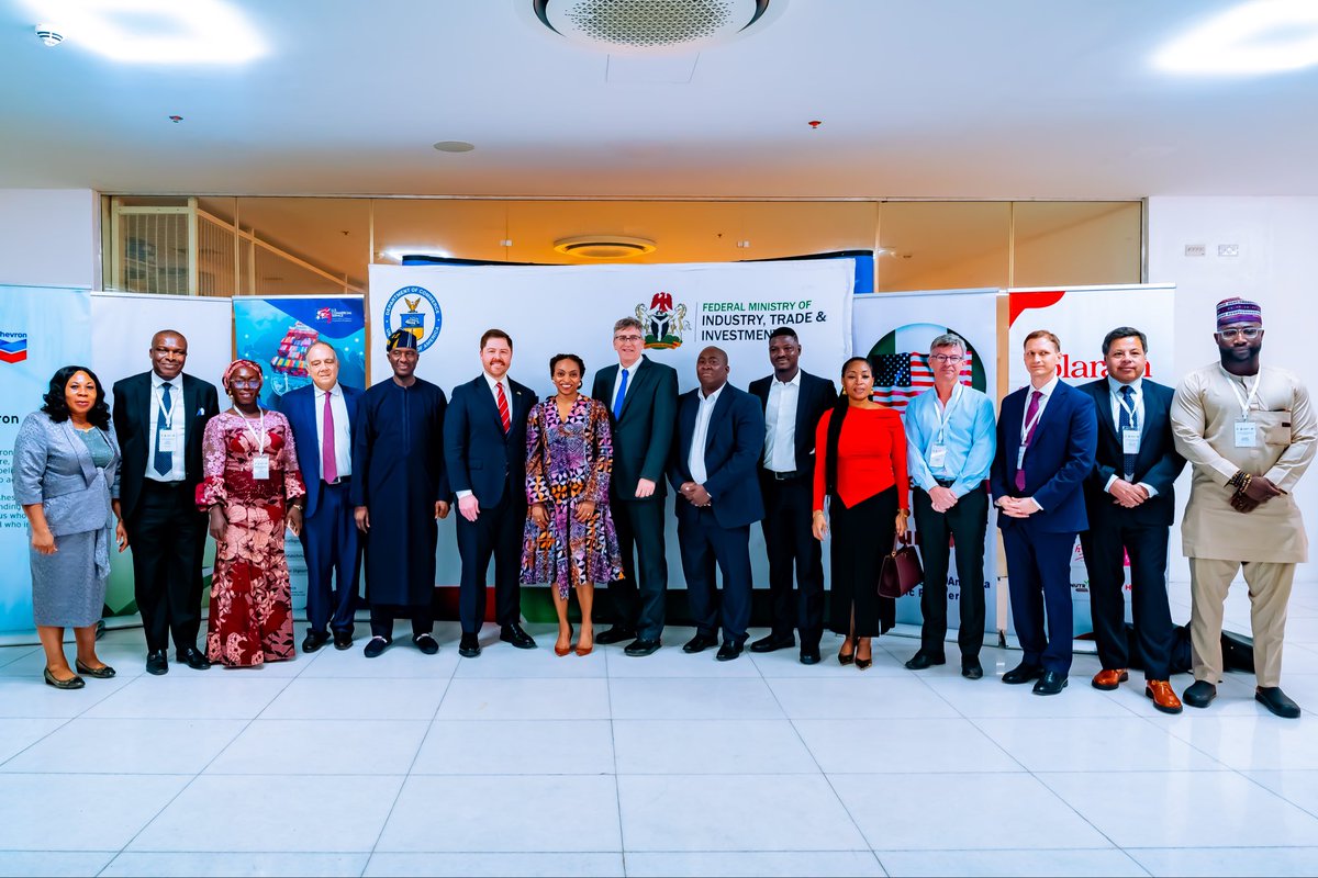Earlier today, I hosted U.S. officials and private sector leaders for the 2nd Ministerial Nigeria–U.S. Commercial and Investment Partnership (CIP) meeting.

Together with Deputy Assistant Secretary Bradley McKinney, Chargé d'Affaires Keith Heffern, Consul General Rick Swart,