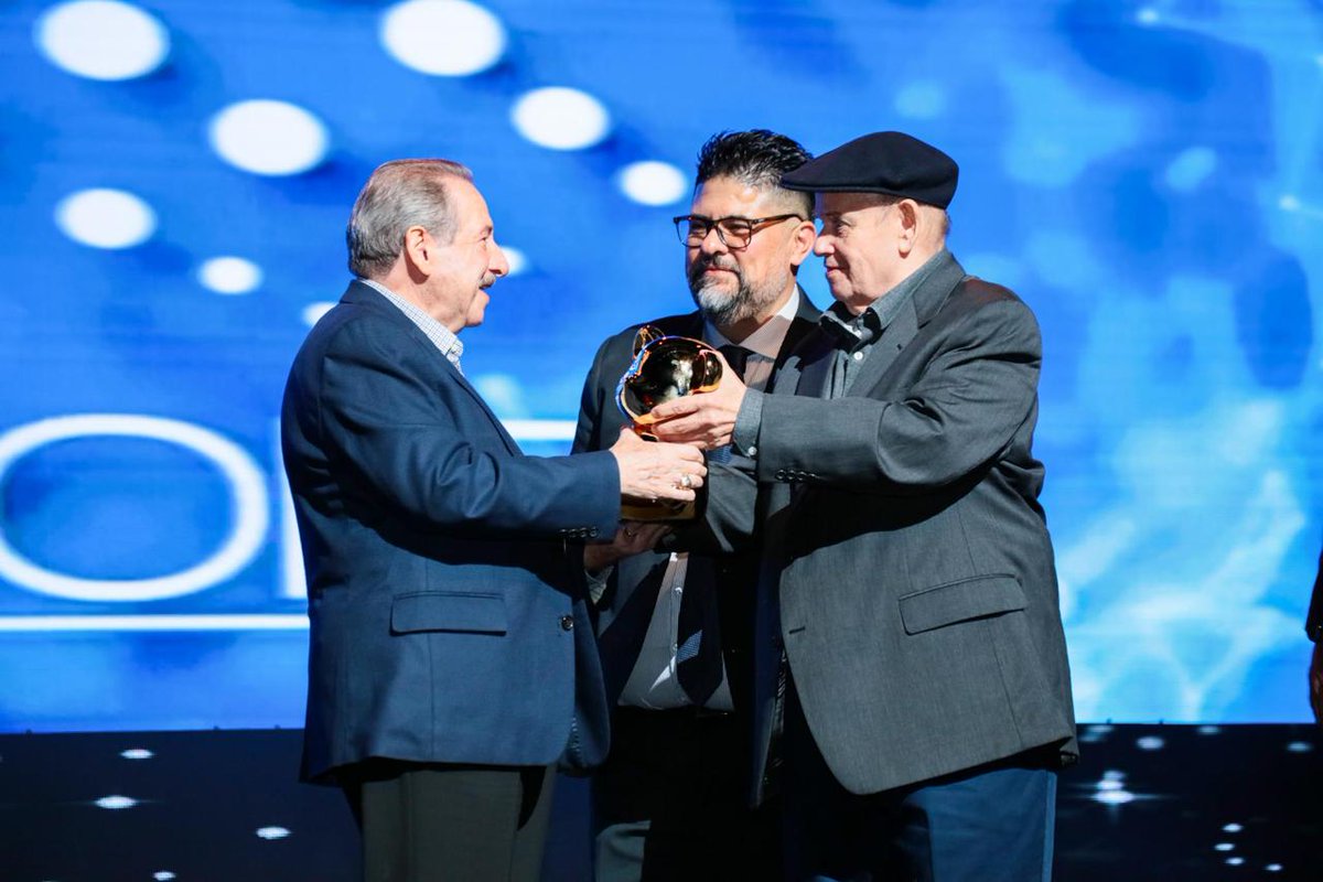 Nuestra  Cena Destino: Noche de Estrellas, fue una velada inolvidable que combinó elegancia, experiencia y gran ambiente ⭐🥂.
En un escenario único, los asistentes disfrutaron de una noche especial llena de música y diversión.

#CONAM2026 #Monterrey #NuevoLeon