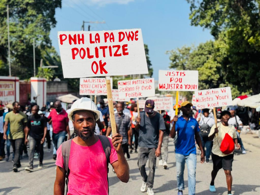 ENFO CHO AYITI tweet media