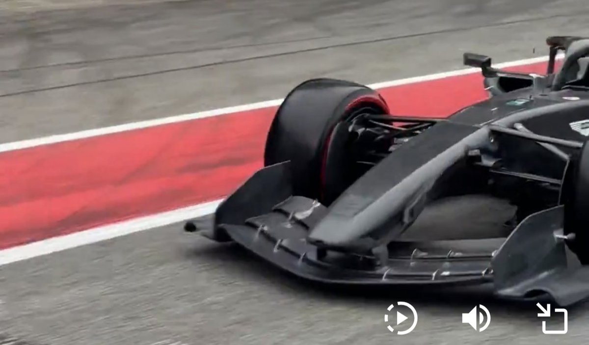 QUE LOCURA <a href="/SoyMotor/">SoyMotor.com</a> 
Que barbaridad <a href="/AstonMartinF1/">Aston Martin Aramco F1 Team</a>