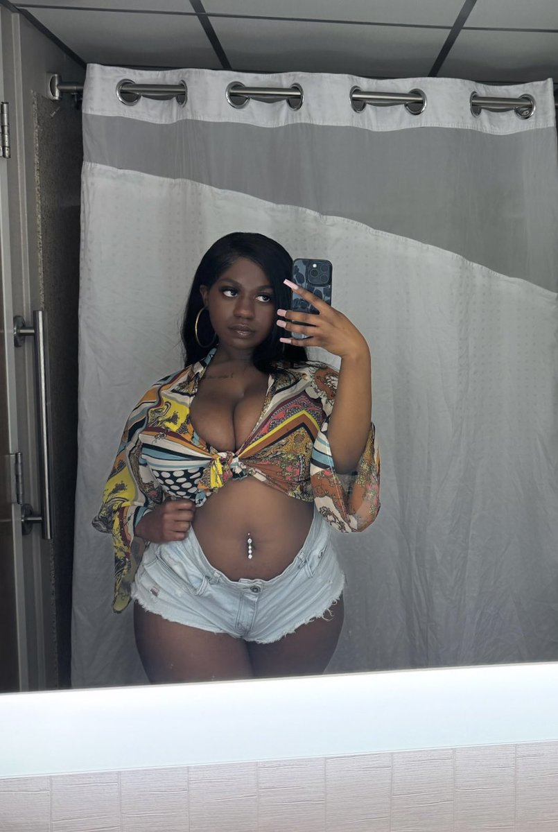 jayana 🏄🏾♀️ tweet media